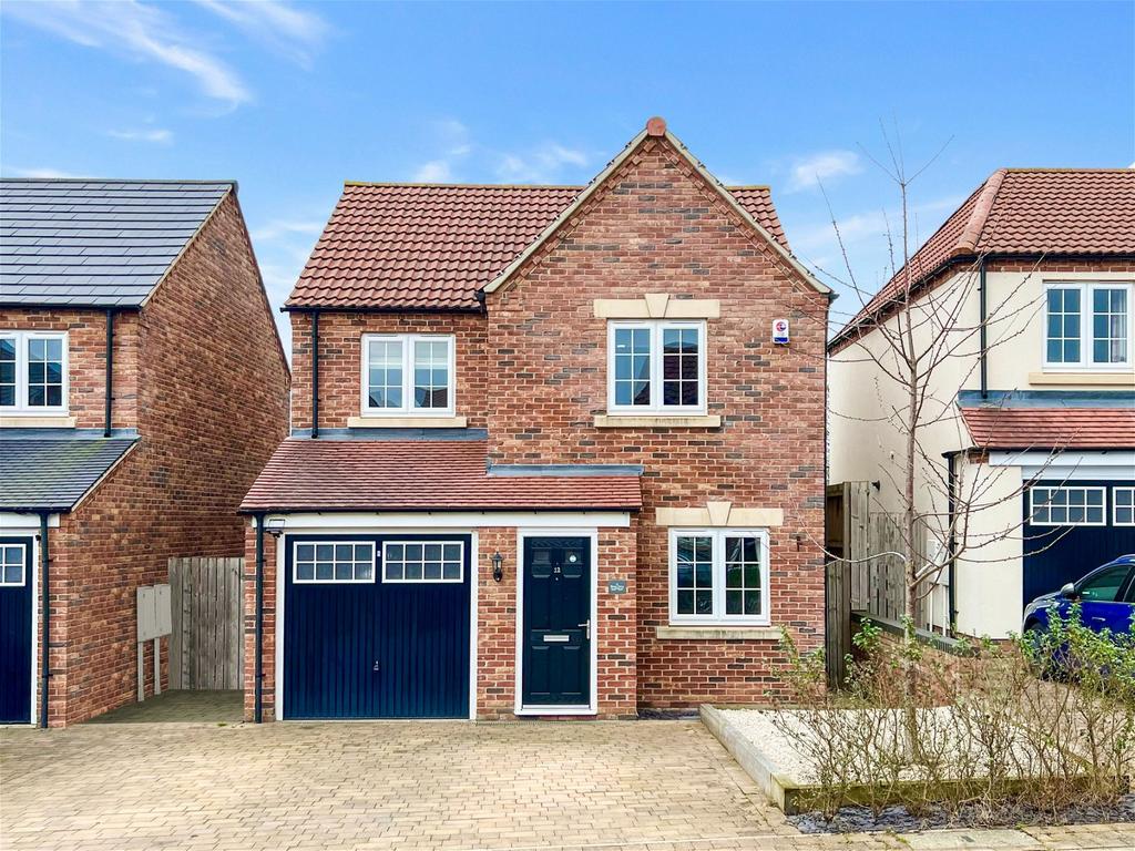 Wetherby, Bloom Drive, LS22 3 bed detached house for sale £425,000