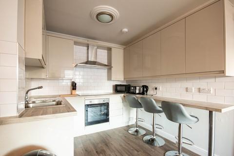 5 bedroom flat to rent - 3021L – Upper Gray Street, Edinburgh, EH9 1SW