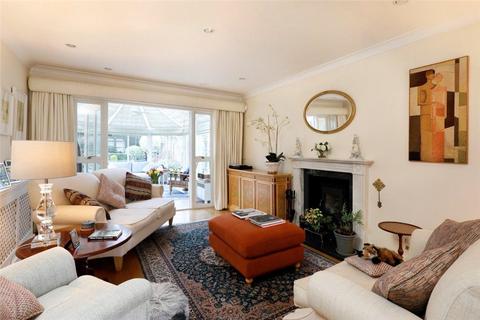 3 Lordell Place, London, SW19 4UY