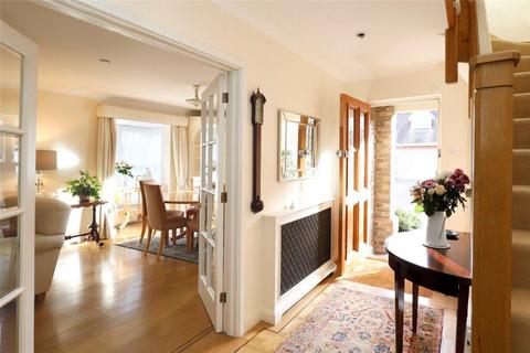3 Lordell Place, London, SW19 4UY