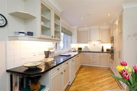3 Lordell Place, London, SW19 4UY