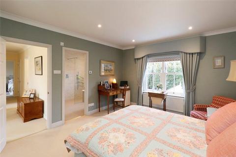 3 Lordell Place, London, SW19 4UY