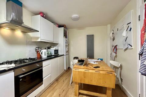 63 Tovil Close, London, SE20 8SZ