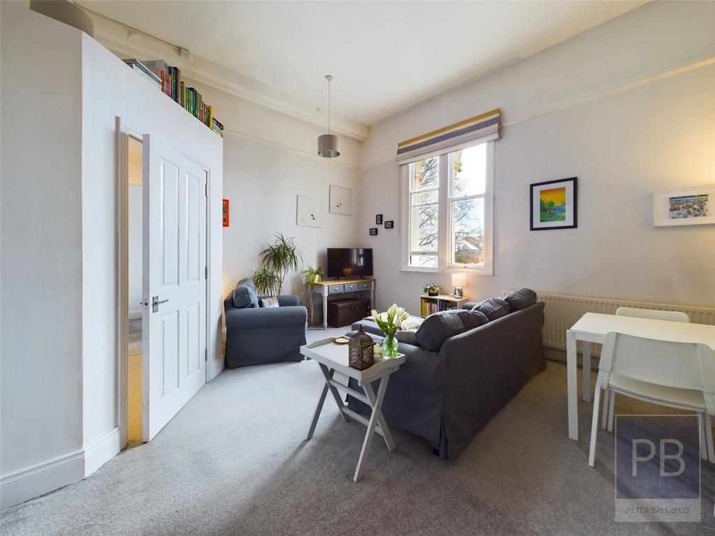 Living /Kitchen