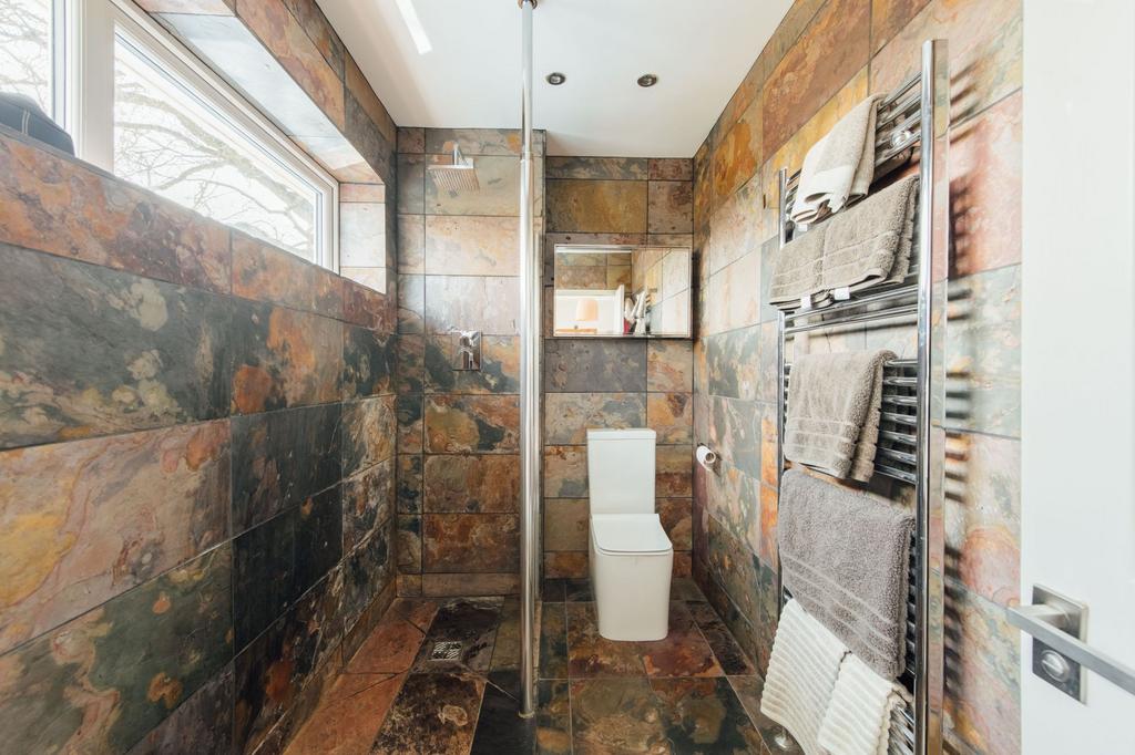 En - Suite
