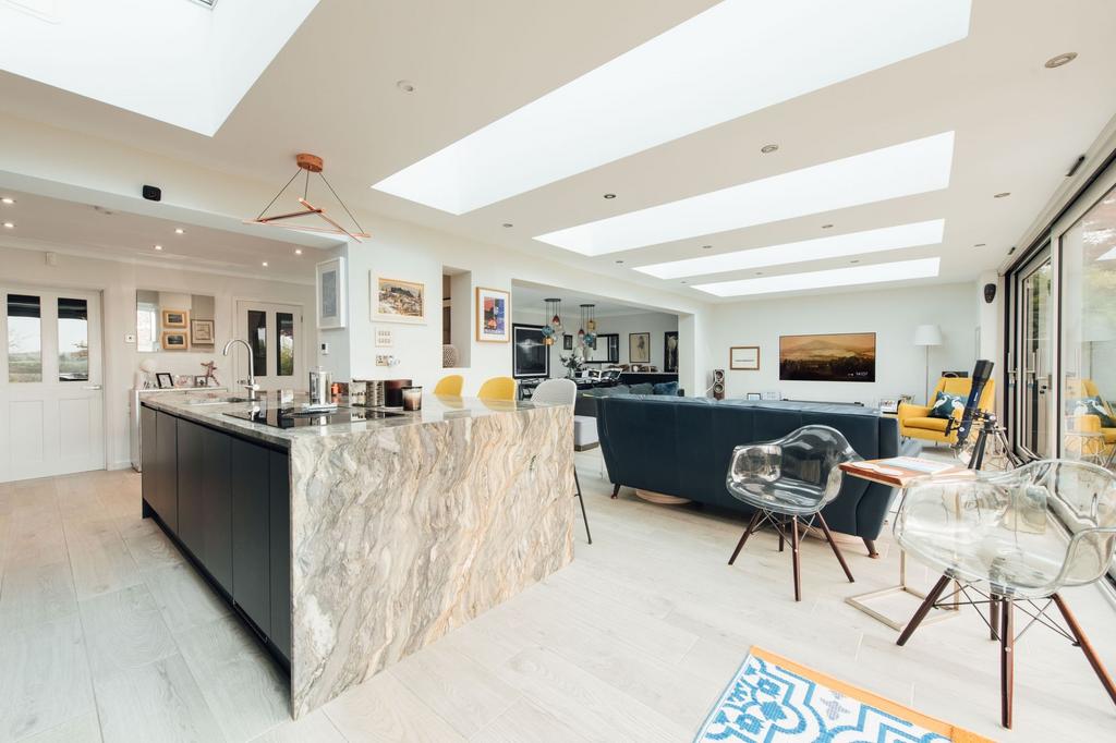 Kitchen/Family Room