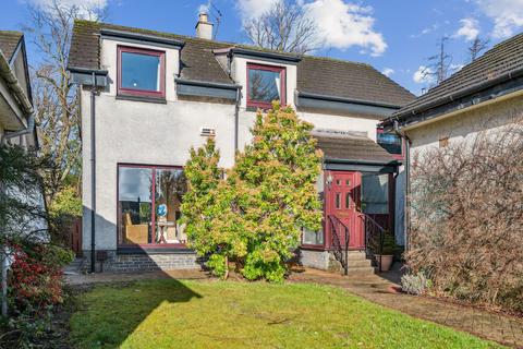 28 Dalmore Crescent, Helensburgh, G84 8JP