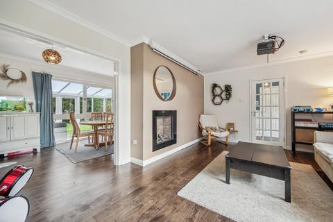 28 Dalmore Crescent, Helensburgh, G84 8JP
