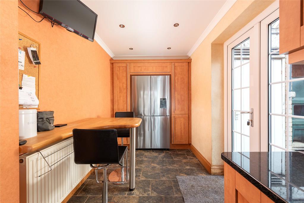 Kitchen/Breakfast Rm