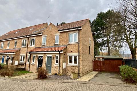2 bedroom end of terrace house for sale, Woodland Croft, Thorp Arch, Wetherby