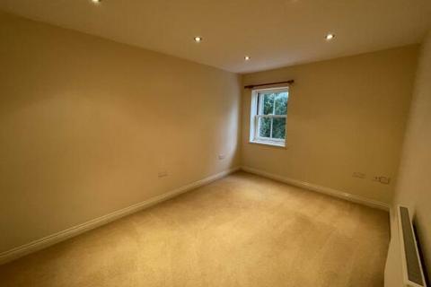 2 bedroom apartment to rent, Redworth Court, Totnes