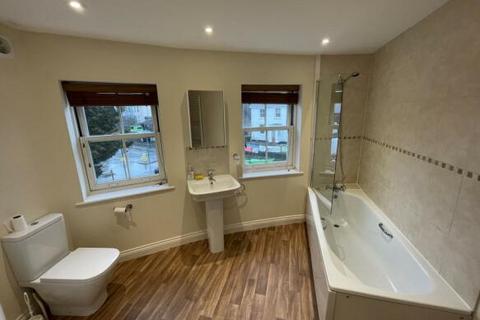 2 bedroom apartment to rent, Redworth Court, Totnes