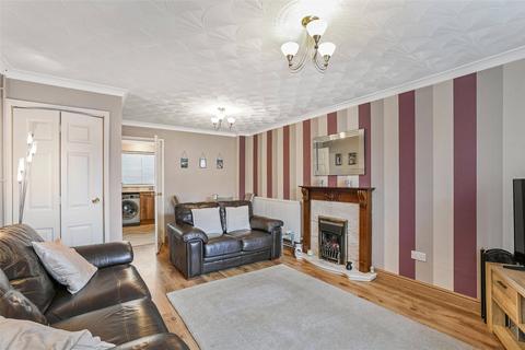 4a Briar Grove, Wakefield, WF1 5LT