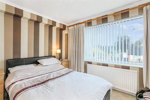 4a Briar Grove, Wakefield, WF1 5LT