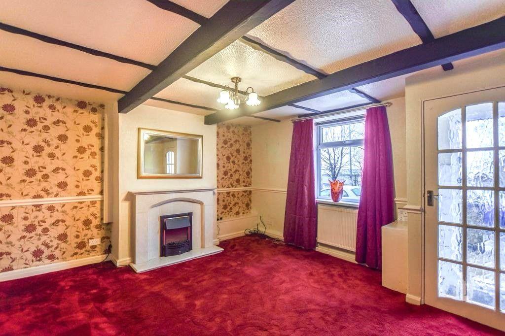 Brandy House Brow, Blackburn... 2 bed cottage £75,000