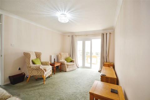 4 Elm Close, Brantham, Manningtree, CO11 1TD