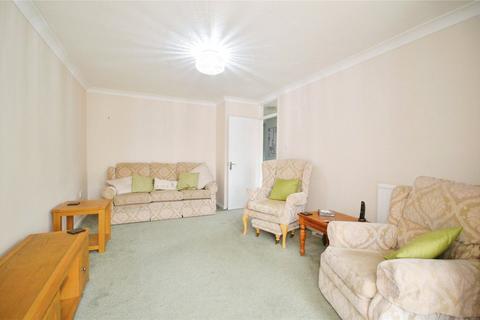4 Elm Close, Brantham, Manningtree, CO11 1TD