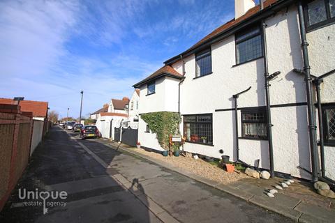 3 bedroom cottage for sale, Garden Walk, Way Gate, Thornton-Cleveleys, FY5