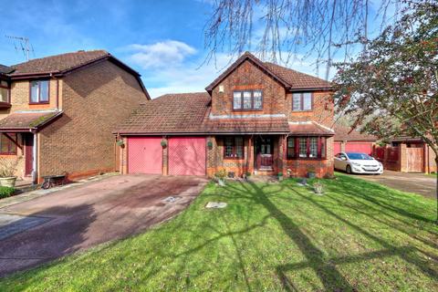 4 bedroom detached house for sale - The Mews, Bramley, Tadley, Hampshire, RG26