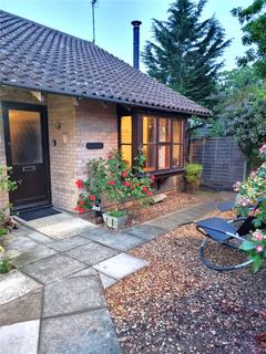 2 bedroom bungalow for sale, Homefield Close, Impington, Cambridge, CB24