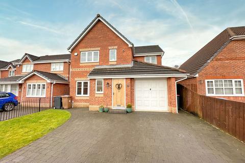 4 bedroom detached house for sale - Townsgate Way, Irlam, M44