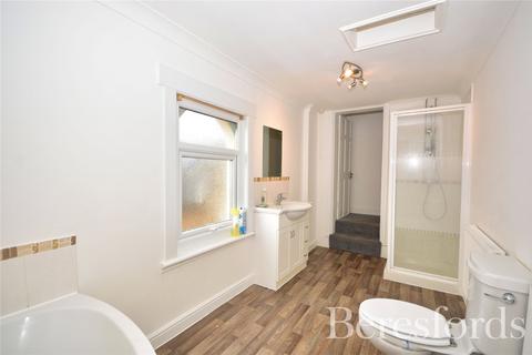 21 Birkbeck Road, Romford, RM7 0QR