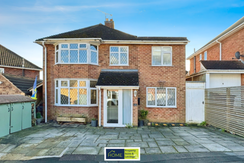 4 bedroom detached house for sale, Kingsgate Avenue, Birstall, Leicester, Leicestershire