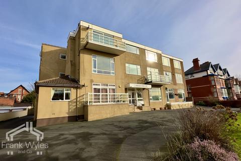 2 bedroom apartment for sale, Whitehall Court, 295 Clifton Drive South