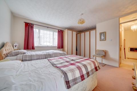 2 bedroom mews for sale, Upper King Street, Royston, Hertfordshire, SG8