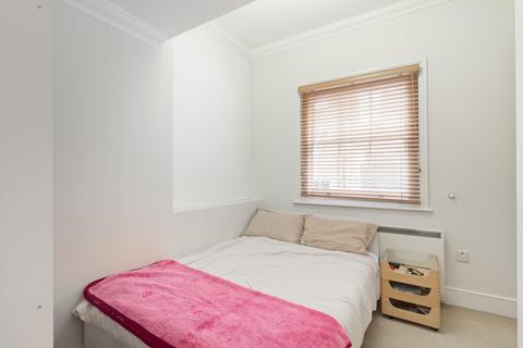 2 bedroom flat to rent, Old Brompton Road, South Kensington, London, SW7