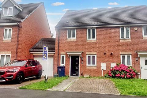 3 bedroom semi-detached house for sale, Greenvale Avenue, Slatyford, Newcastle upon Tyne, Tyne and Wear, NE5 2GB