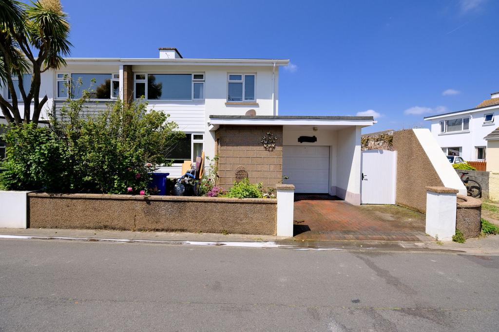St. Clement, Jersey JE2 3 bed semidetached house for sale £825,000