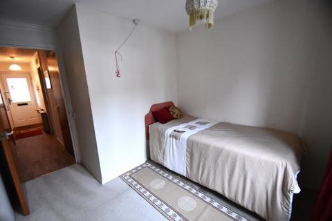 2 bedroom apartment for sale - Town Bridge Court, Chesham, Buckinghamshire, HP5