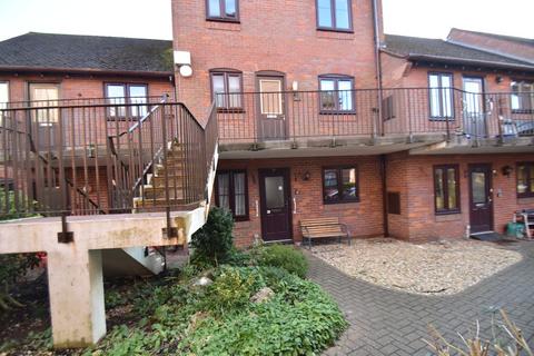 2 bedroom apartment for sale, Town Bridge Court, Chesham, Buckinghamshire, HP5