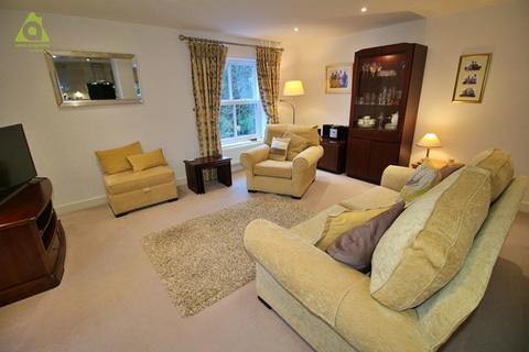 2 bedroom apartment for sale, Clevelands Drive, Bolton, BL1 5GJ