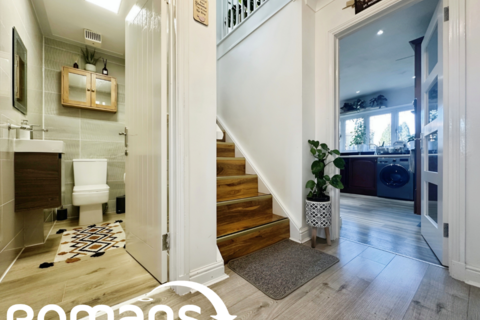 Amboise Wayside Road, Basingstoke, RG23 8BH