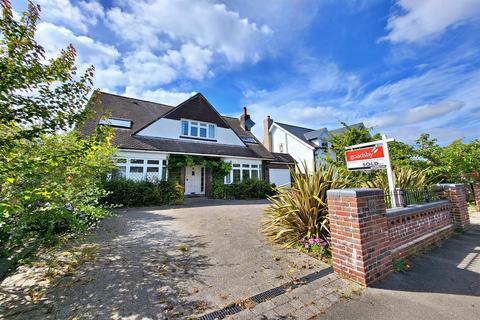 4 bedroom detached house for sale, Talbot Woods