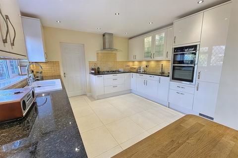 54 Keith Road, Bournemouth, BH3 7DU
