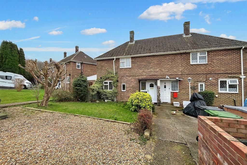 2 bed semidetached house for sale £315,000