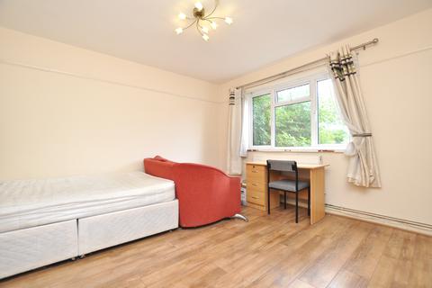 5 bedroom semi-detached house to rent - St Johns Road, Guildford, Surrey, GU2