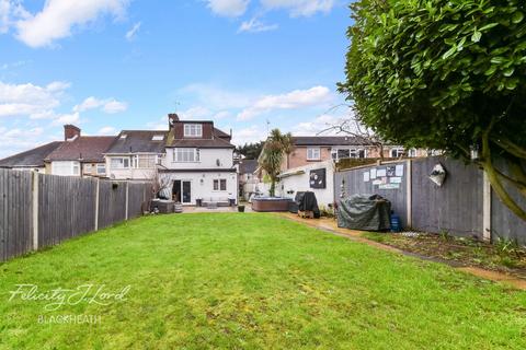 172 Ankerdine Crescent, London, SE18 3LF