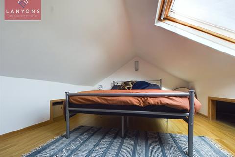 144 Aldergrove Road, Porth, CF39 0LU