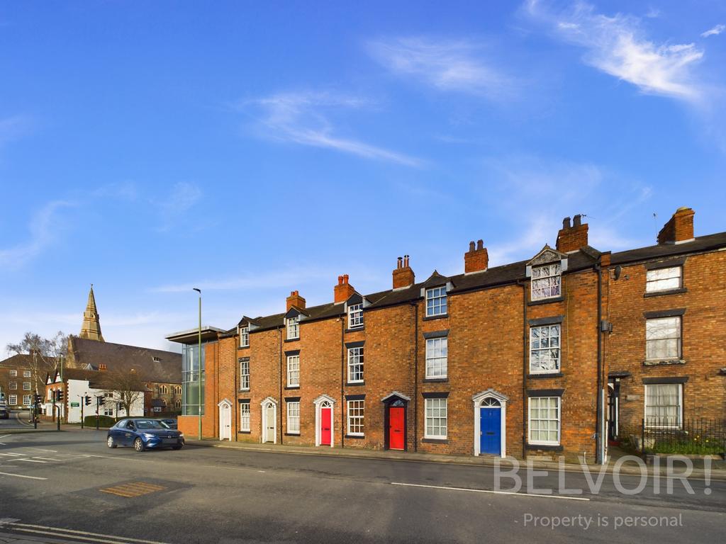 Reabrook Place, Coleham Head, Shrewsbury, SY3 2 bed terraced house for
