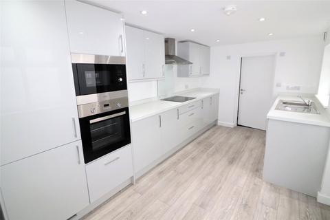 3 Maximfeldt Road, Erith, DA8 1AH