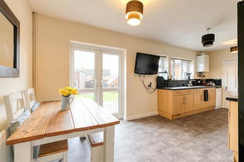 100 Foxlydiate Crescent, Redditch, B97 6NJ