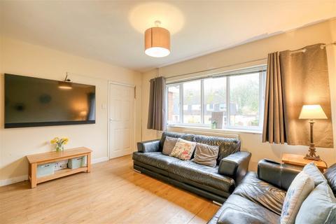 100 Foxlydiate Crescent, Redditch, B97 6NJ