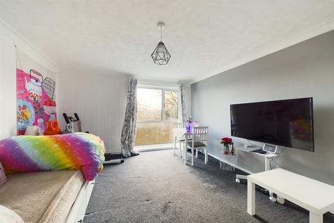 2 bedroom flat for sale, Wreay Walk, Cramlington
