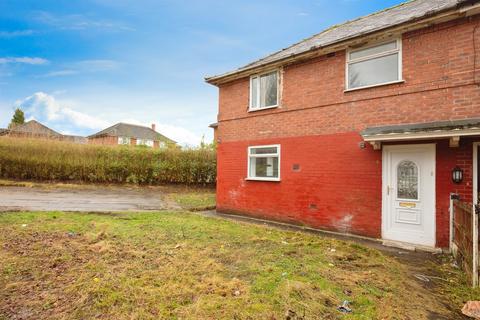 3 bedroom semi-detached house to rent, Glamis Avenue, M11