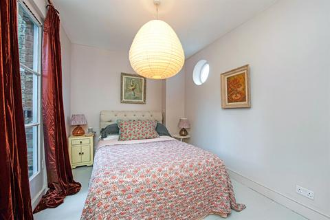 1 bedroom flat for sale, Westbourne Park Villas, London, W2