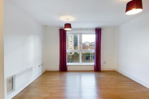 1 bedroom flat to rent, Skyline Plaza, Alencon Link, Basingstoke, RG21